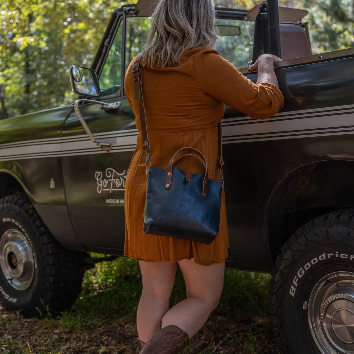 AVERY LEATHER TOTE BAG - MINI CROSSBODY - INDIGO BISON