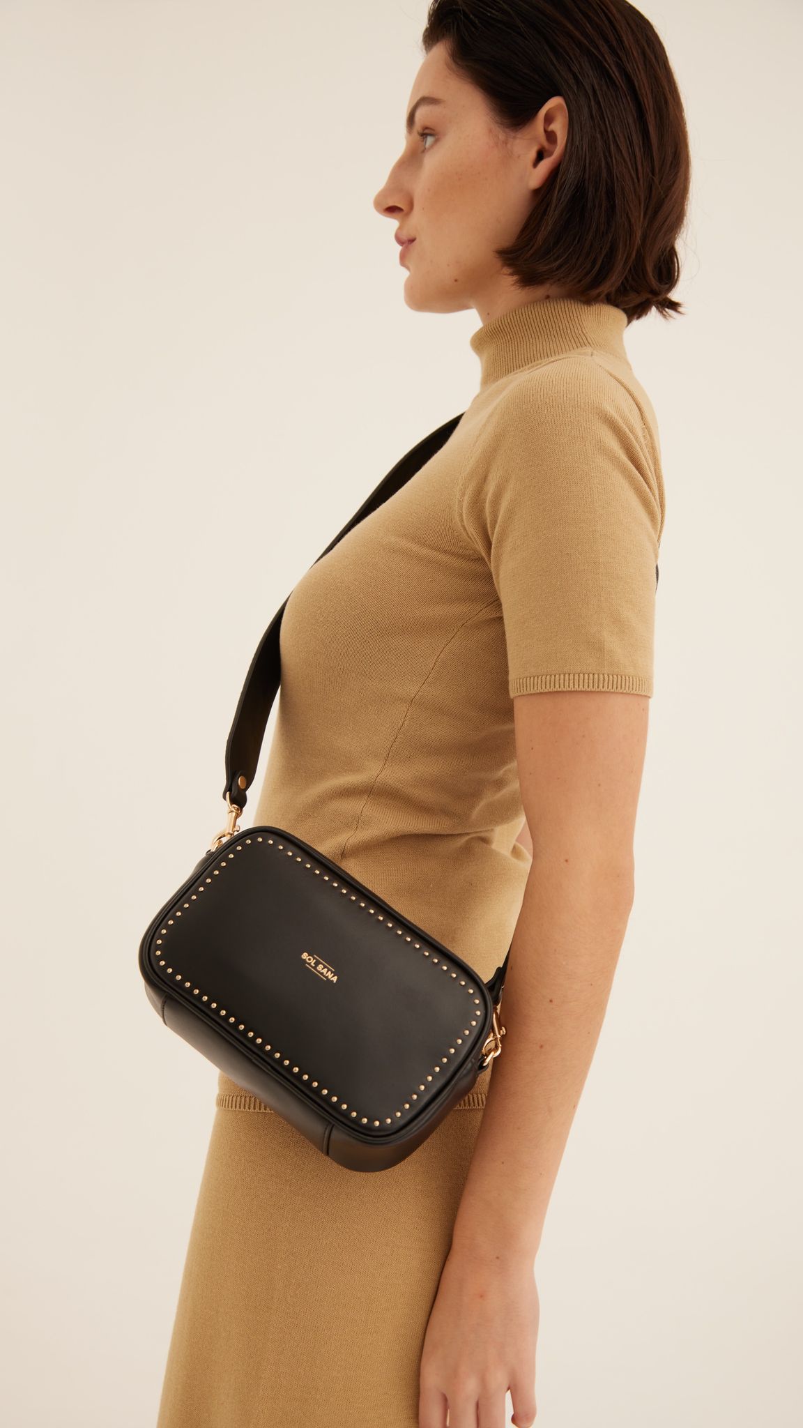 Sol Sana Camera Bag - Black/Gold