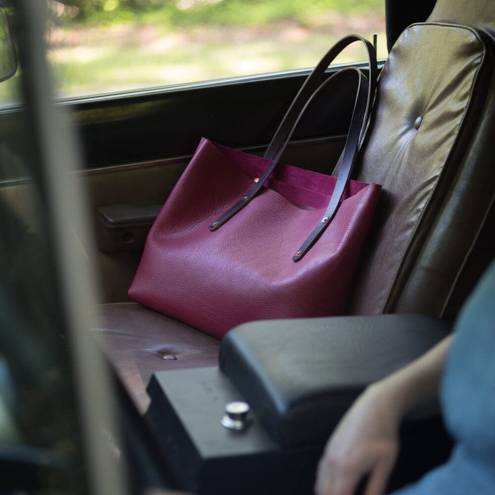 AVERY LEATHER TOTE BAG - MEDIUM - FUCHSIA