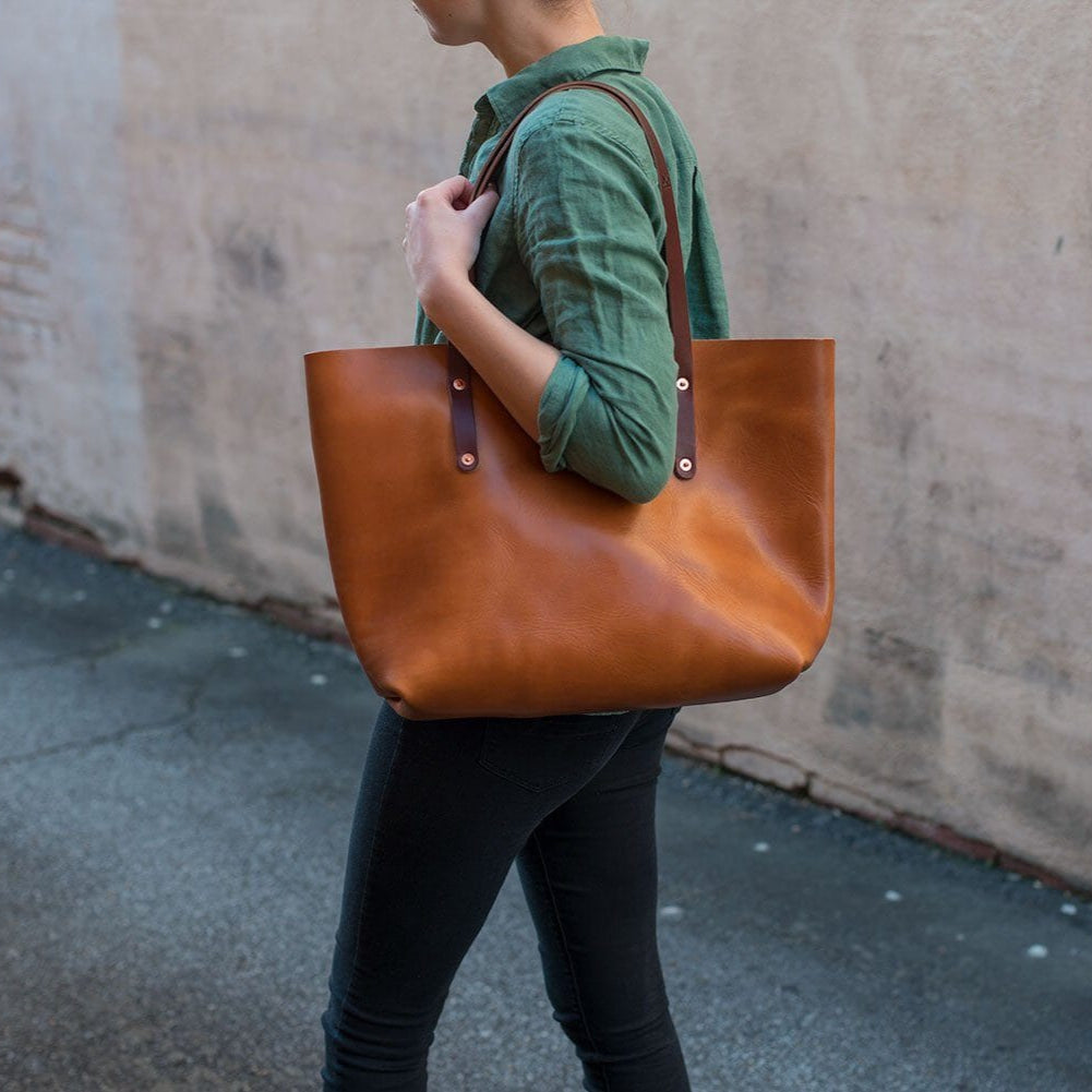 AVERY LEATHER TOTE BAG - LARGE - CARAMEL