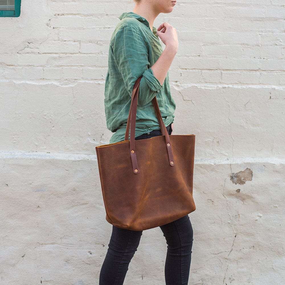 AVERY LEATHER TOTE BAG - LARGE - SADDLE