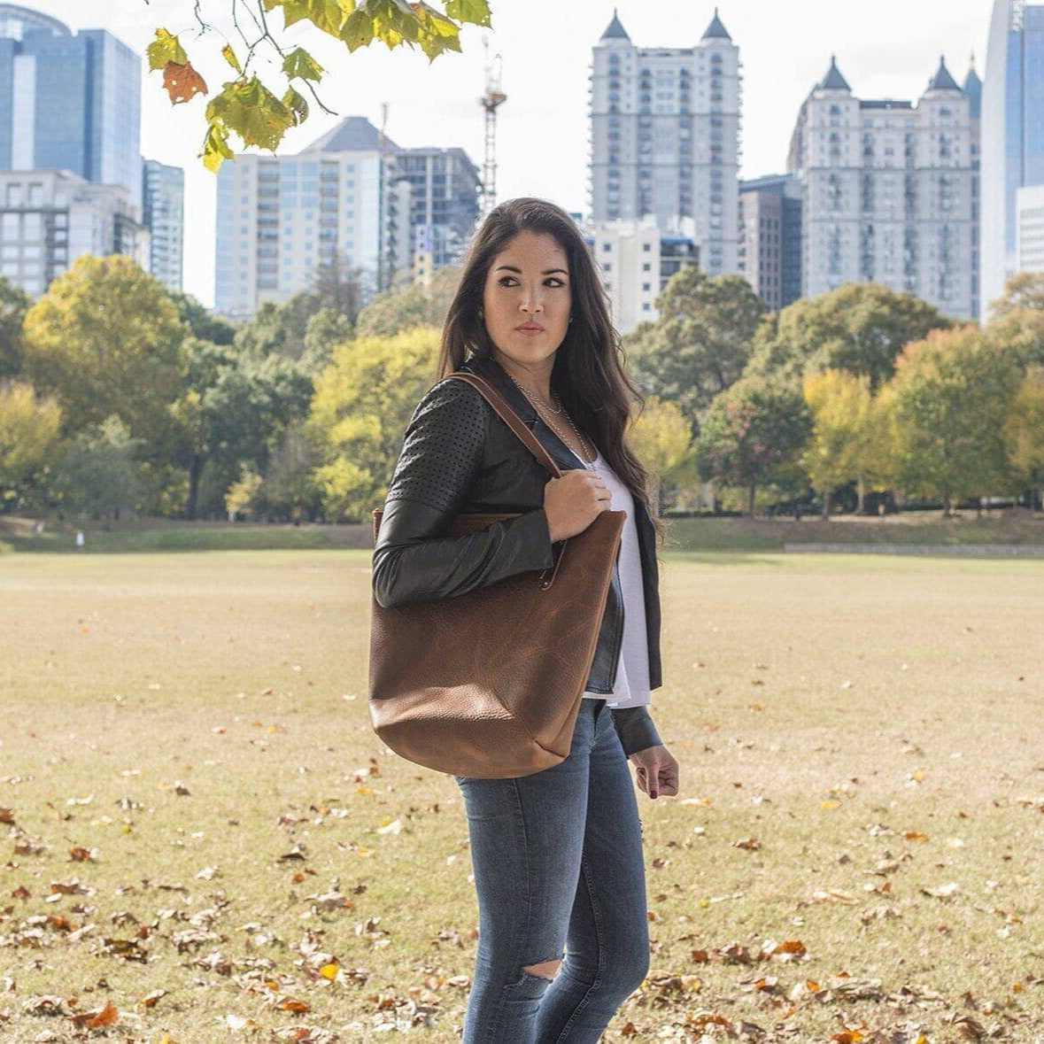 AVERY LEATHER TOTE BAG - SLIM LARGE - COGNAC BISON