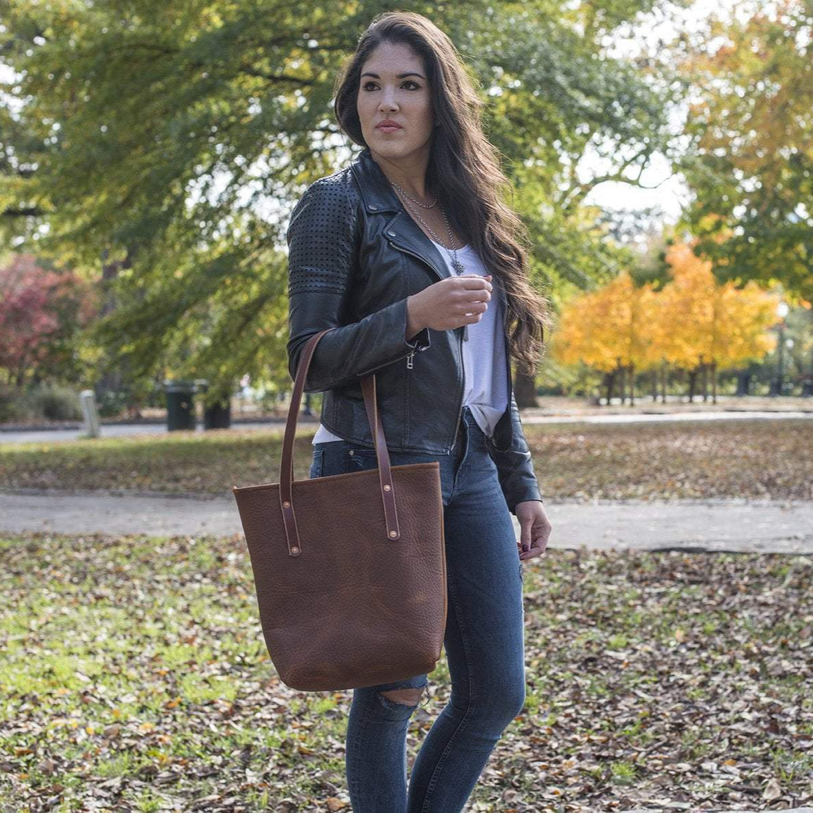AVERY LEATHER TOTE BAG - SLIM MEDIUM - SADDLE